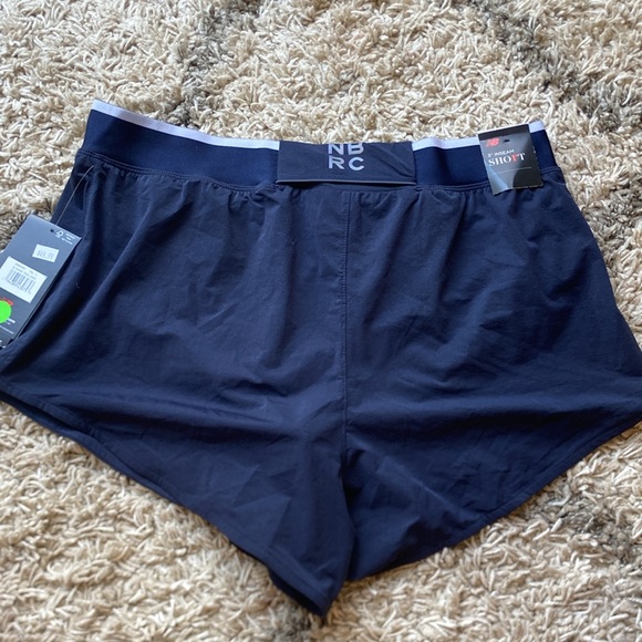 NWT New Balance Q Speed Track Short Women’s - Picture 2 of 4
